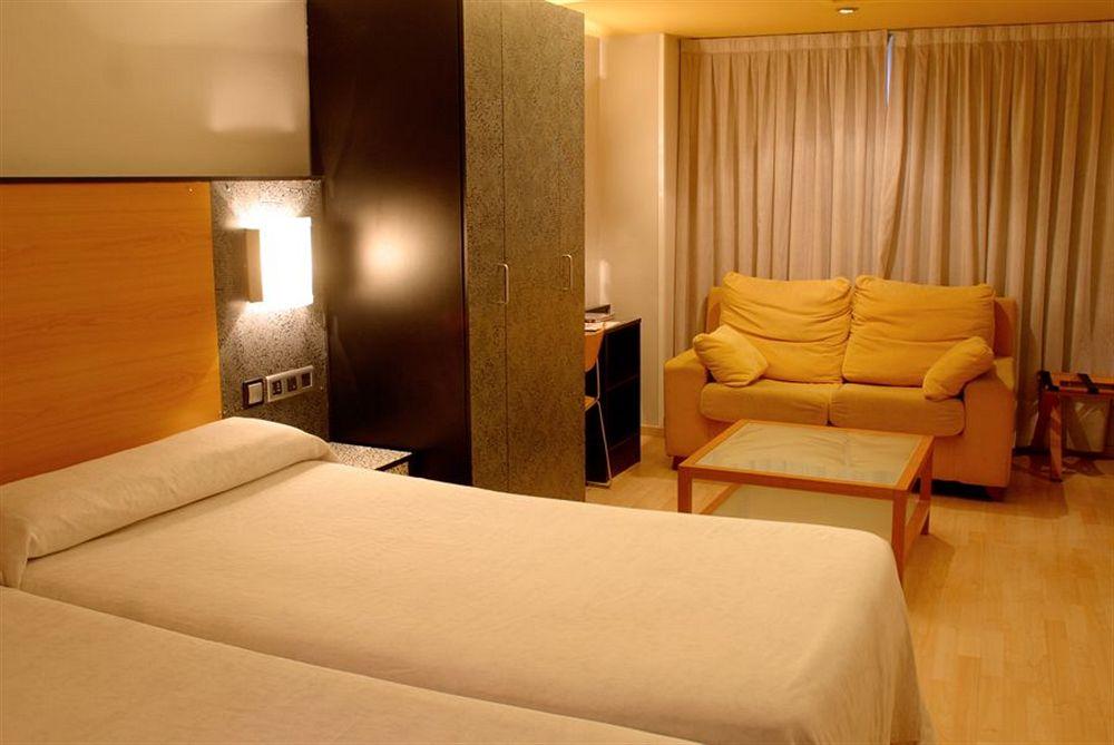 Hotel Faranda Express Pathos Gijón Exterior foto