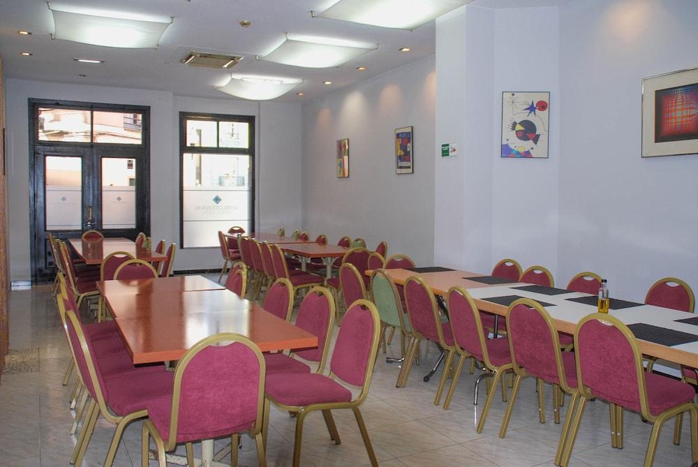 Hotel Faranda Express Pathos Gijón Exterior foto