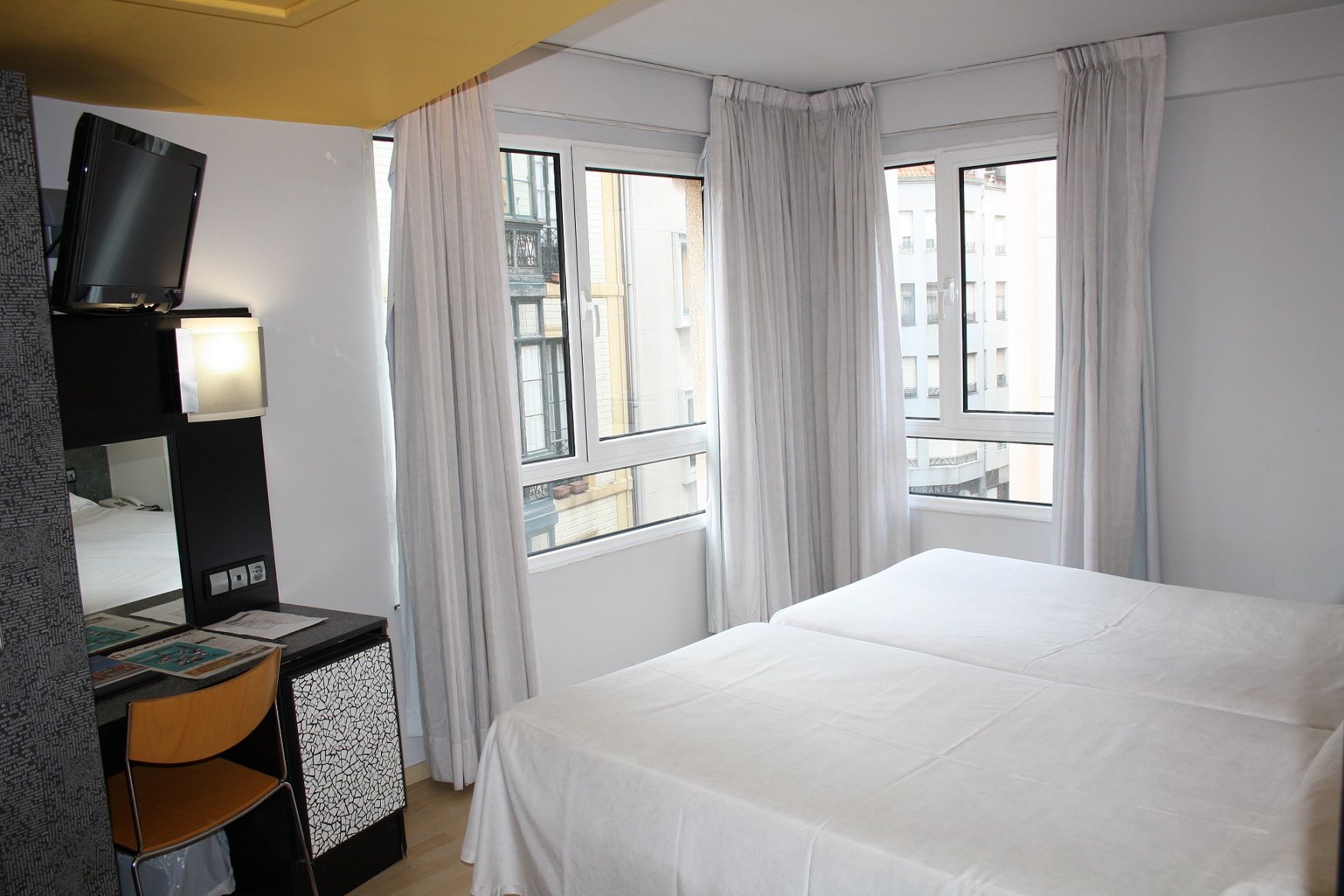 Hotel Faranda Express Pathos Gijón Exterior foto