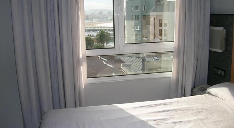 Hotel Faranda Express Pathos Gijón Exterior foto